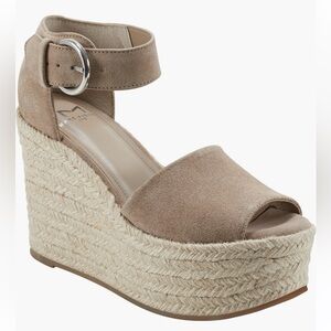 NWT Marc fisher Tan Suede Wedge Sandals size 11